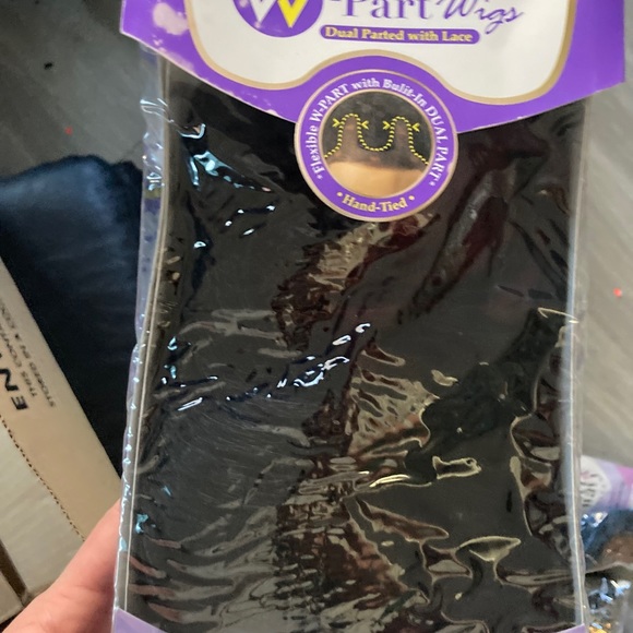 Wigs/ extensions